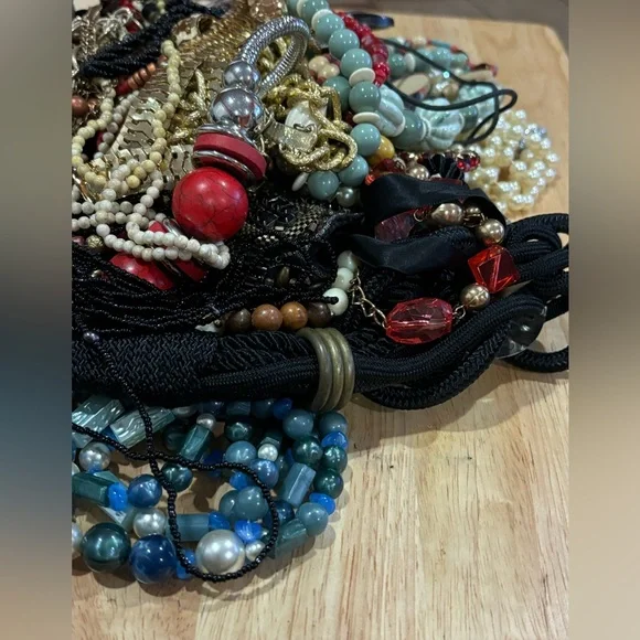 💎🫙 Jewelry Mystery Ziplock 🫙💎 - Picture 4 of 6